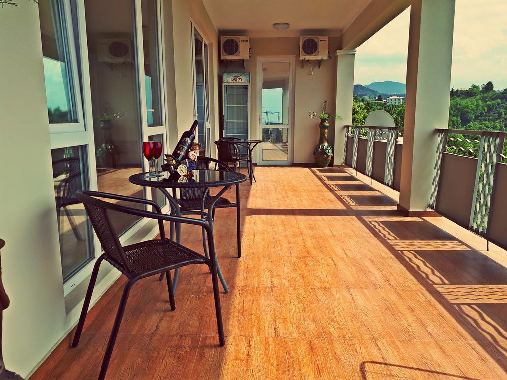 Apartments Sunset Paradise Makhinjauri Extérieur photo